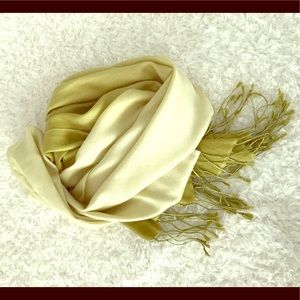 Cashmere & Silk Blend Green Ombré Oversized Scarf